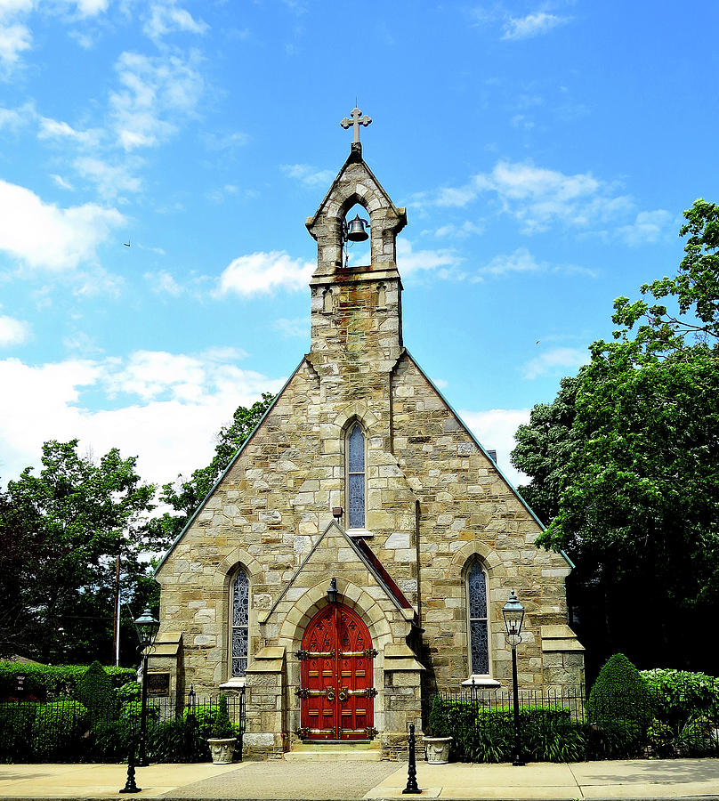 Christ Church in Woodbury, New Jersey Photograph by Linda Stern