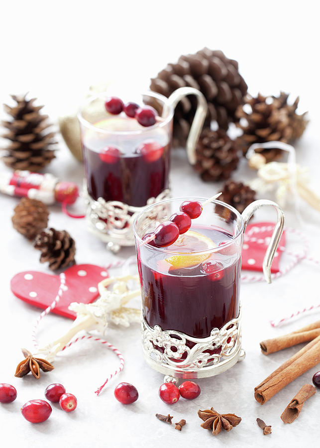 Christmas Alcohol-free Mulled Wine In Festive Glasses Photograph by Jane Saunders