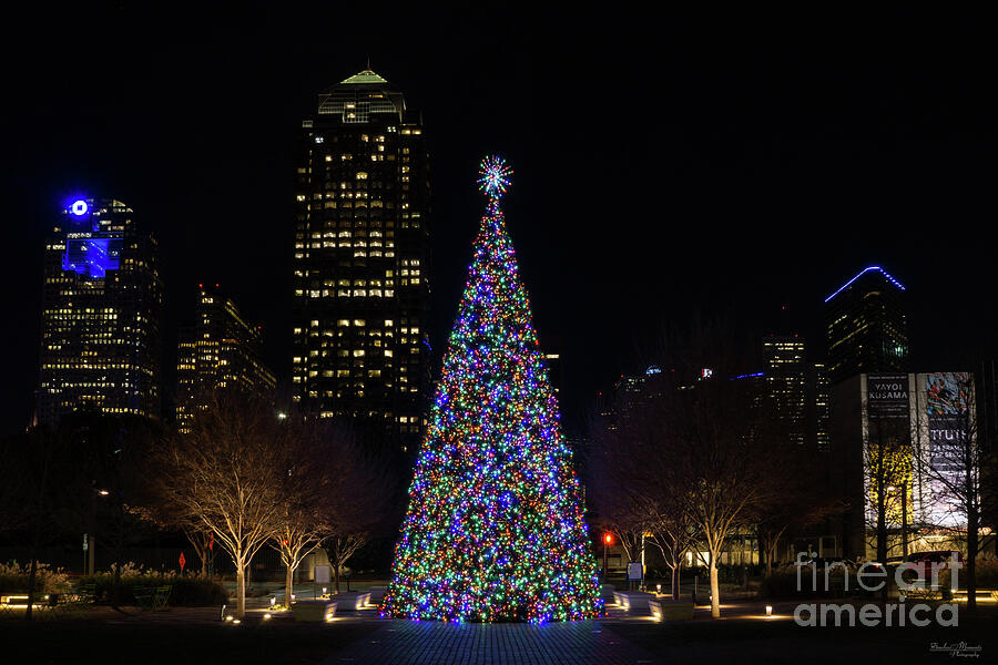 Christmas In Downtown Dallas Photograph by Jennifer White