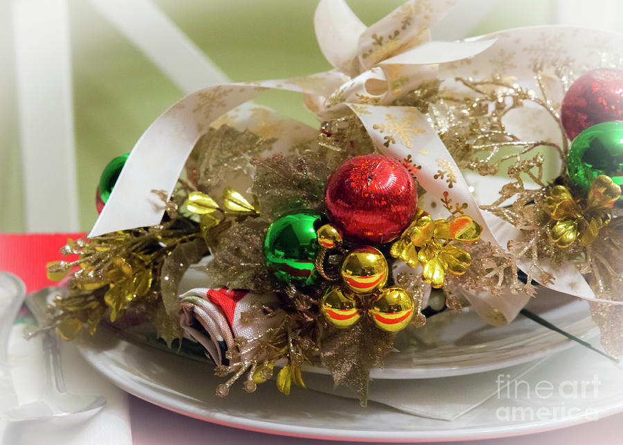 Christmas table setting Photograph by Agnes Caruso