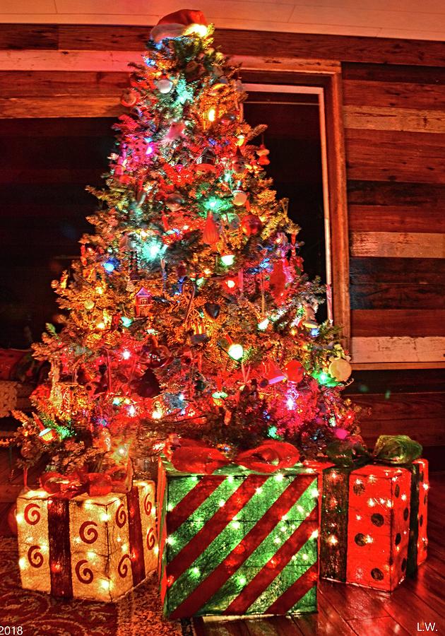 CHRISTmas Tree Photograph by Lisa Wooten