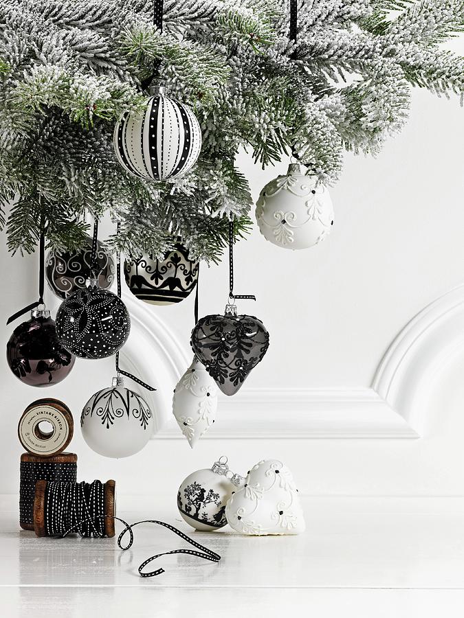 Christmas Tree With Black And White Decorations Photograph by Biglife