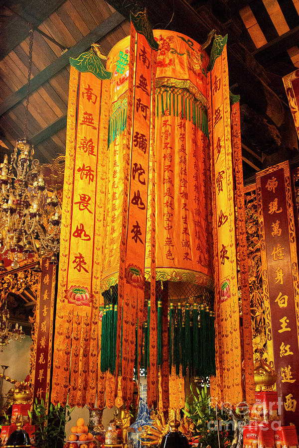 Chua Dien Huu Temple Lantern Photograph by Bob Phillips - Pixels