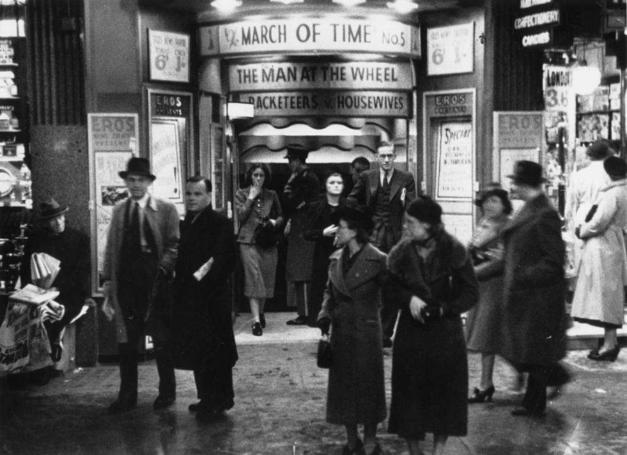 Cinemagoers Photograph by Felix Man