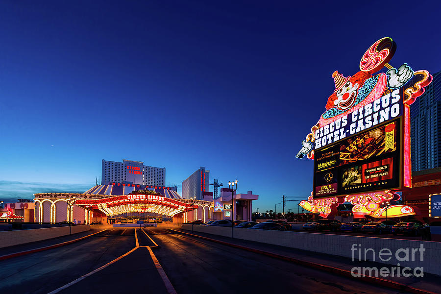 New York New York Casino at Dusk With Welcome to Las Vegas Sign GK  Photograph by Aloha Art - Fine Art America