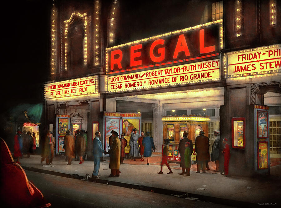 City - Chicago IL - Nightlife at the Regal Theater 1941 Photograph by Mike Savad
