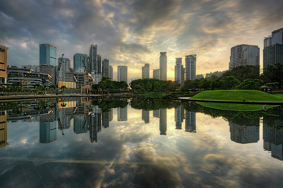 City Skyline Of The Kuala Lumpur At Photograph by Tuah Roslan