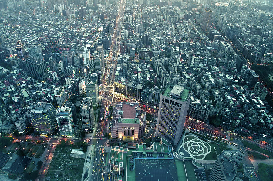 Cityscape Of Taipei Photograph by Bbq