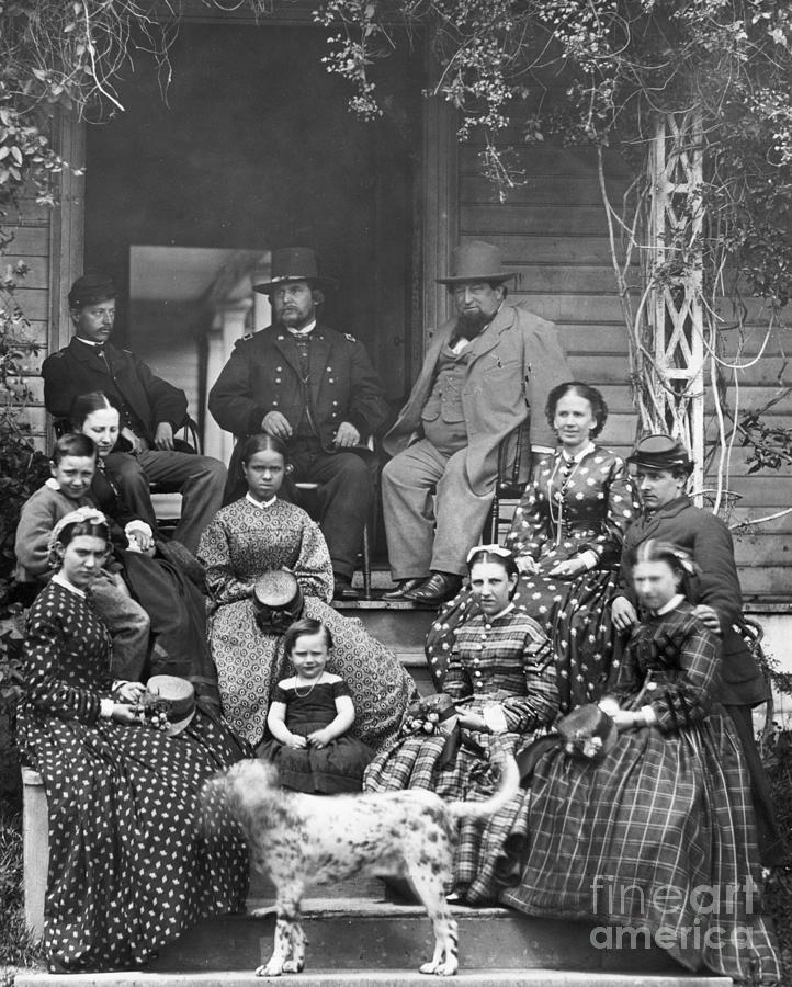 Civil War Family From South On Porch Photograph by Bettmann