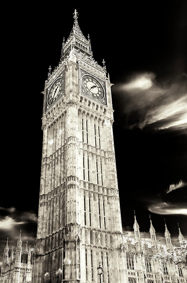 Big Ben Photograph - Classic Big Ben London by John Rizzuto
