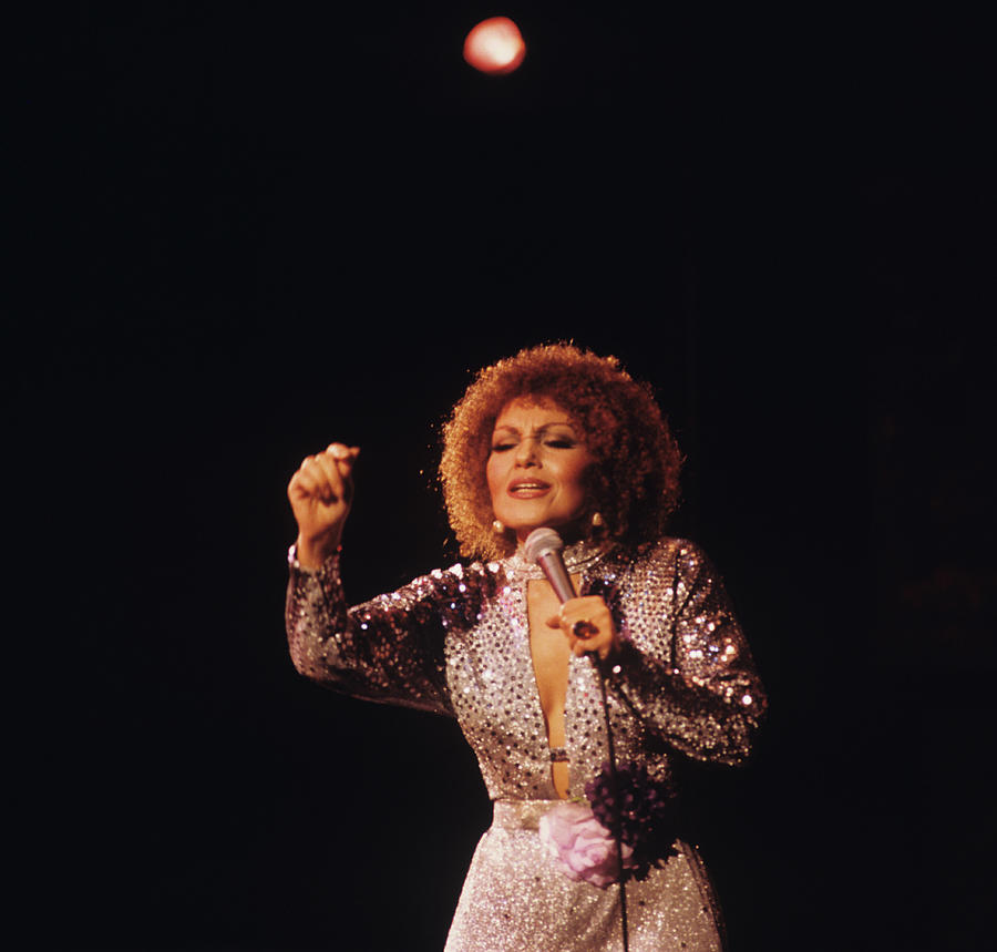 Cleo Laine Performs On Stage Photograph by David Redfern
