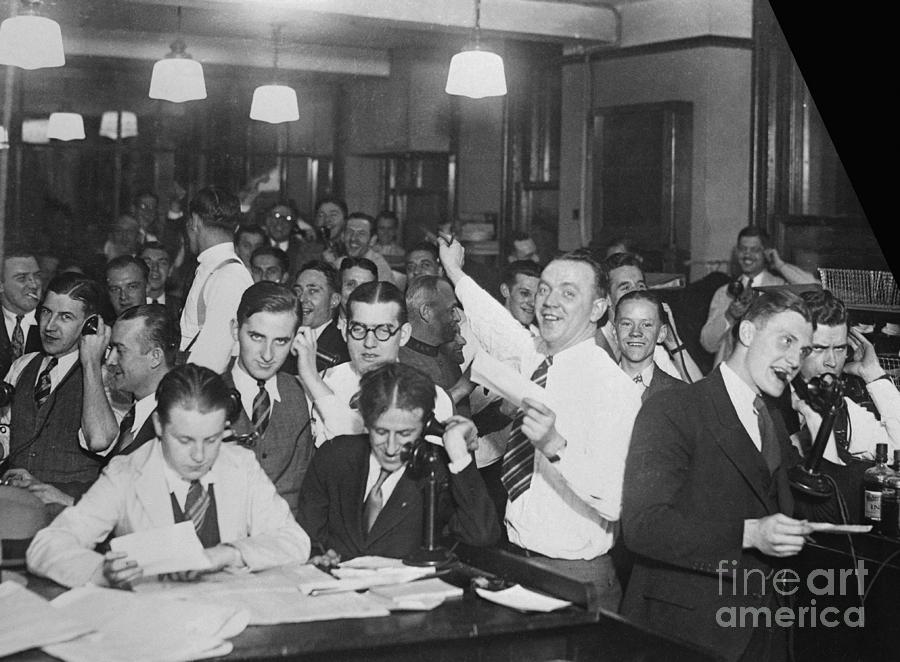 Clerks Working During Stock Market Panic Photograph by Bettmann