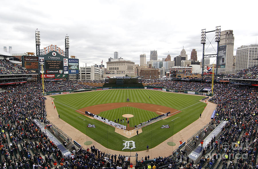 Cleveland Indians V Detroit Tigers Photograph by Gregory Shamus Cleveland Indians V Detroit Tigers Photograph by Gregory Shamus