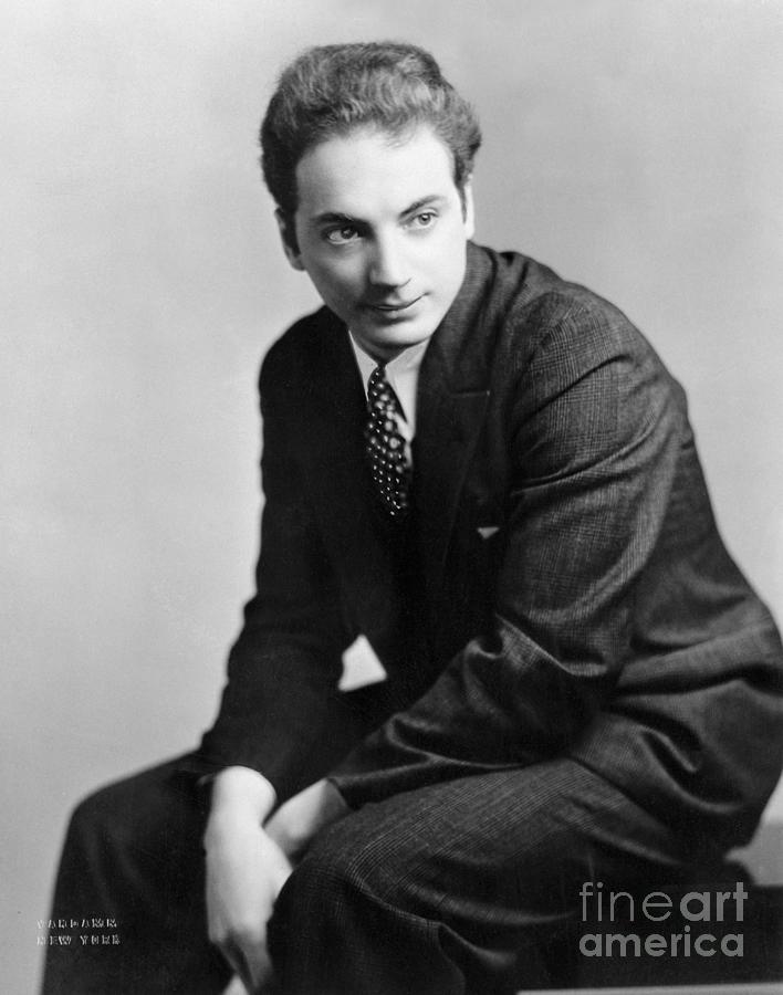 Clifford Odets Photograph by Bettmann