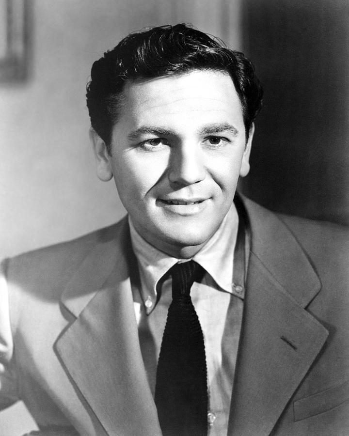 Close-up Of Smiling John Garfield Photograph by Globe Photos - Fine Art ...