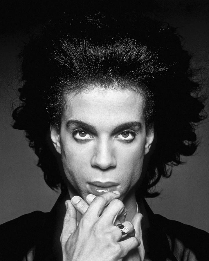 Prince Musician Photograph - Close-up Portrait Of Prince by Globe Photos