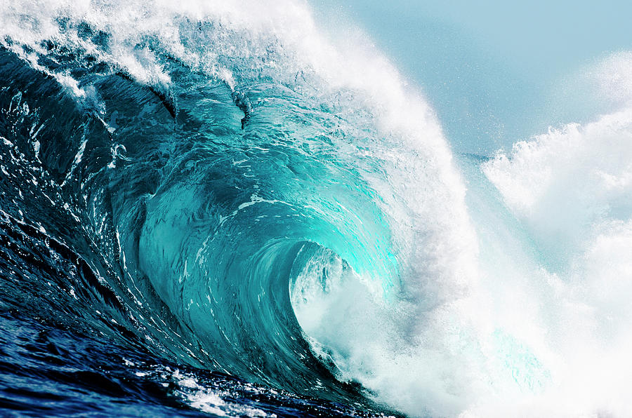Close-up View Of Huge Ocean Waves Photograph by Shannonstent