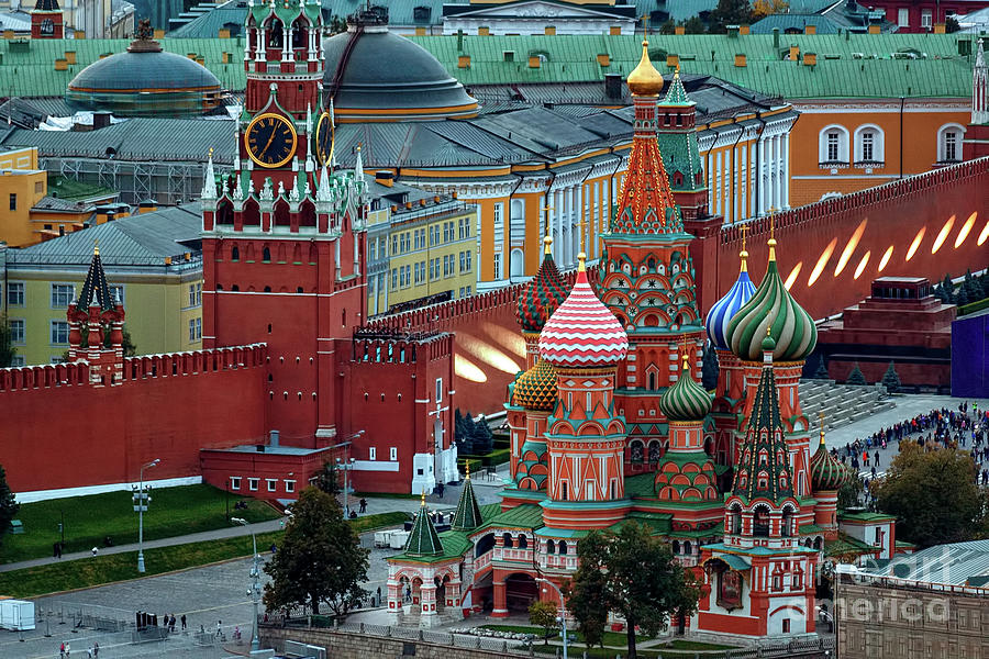 Close Up View Of Moscow Kremlin Photograph by Sergey Alimov