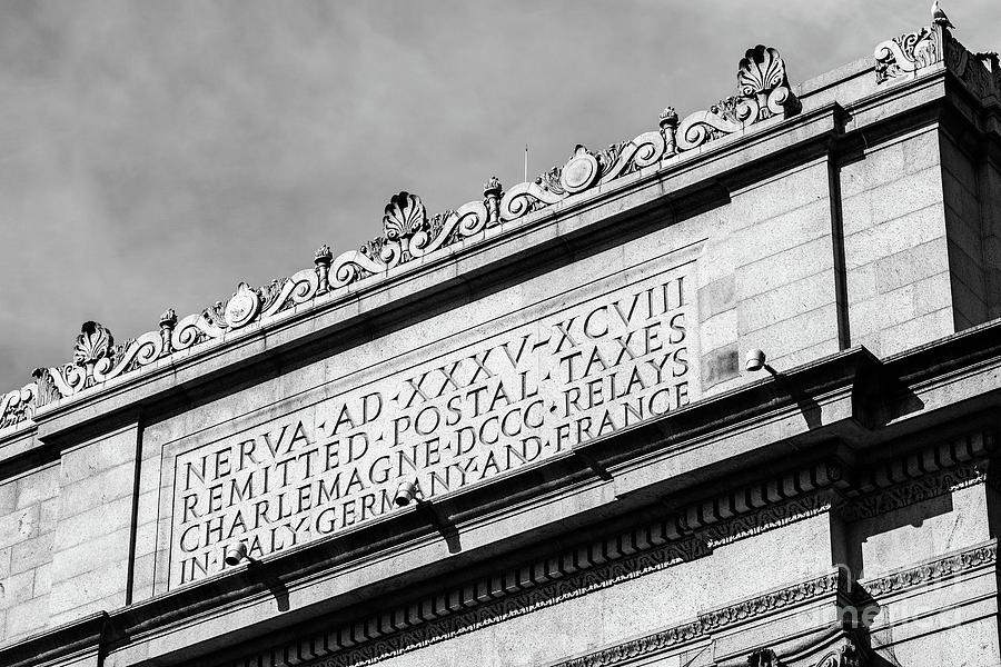 Close view of ornament on the building exterior of James A. Farl by Edi Chen Close view of ornament on the building exterior of James A. Farl by Edi Chen