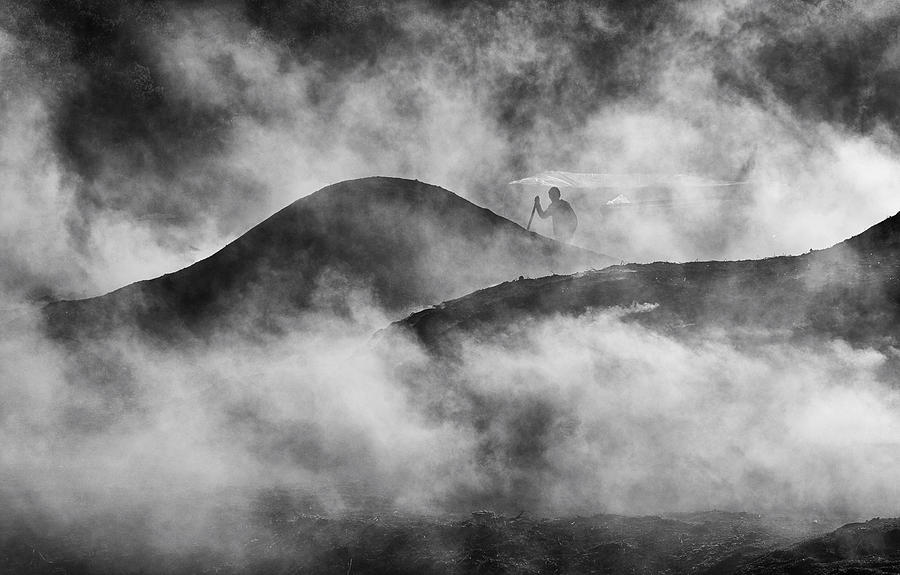 Coal Heaver Photograph by Yavuz Pancareken