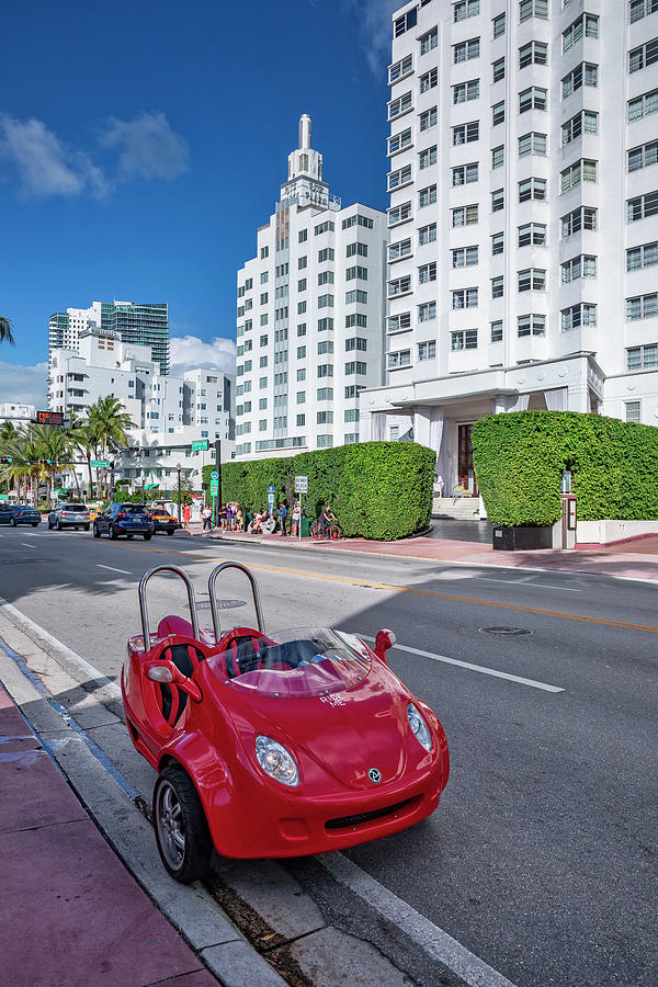 Architecture Digital Art - Collins Avenue, Miami Fl by Lumiere