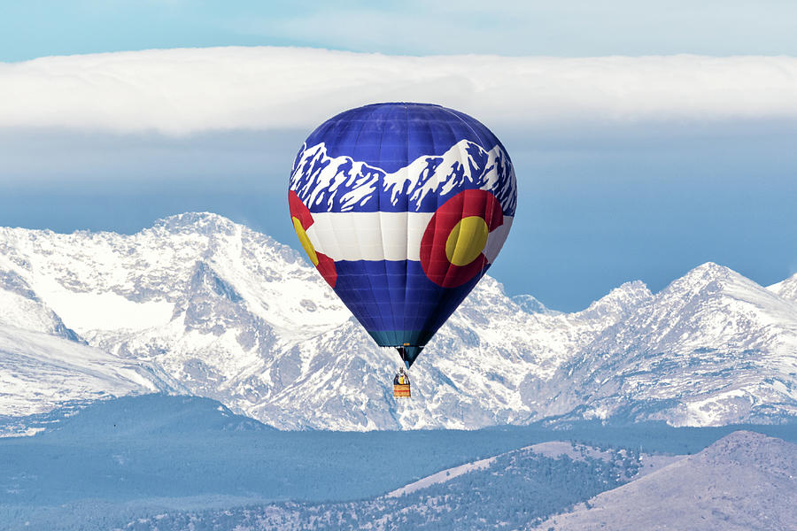 Colorado balloon and North Arapaho Peak Photograph by Tony Hake
