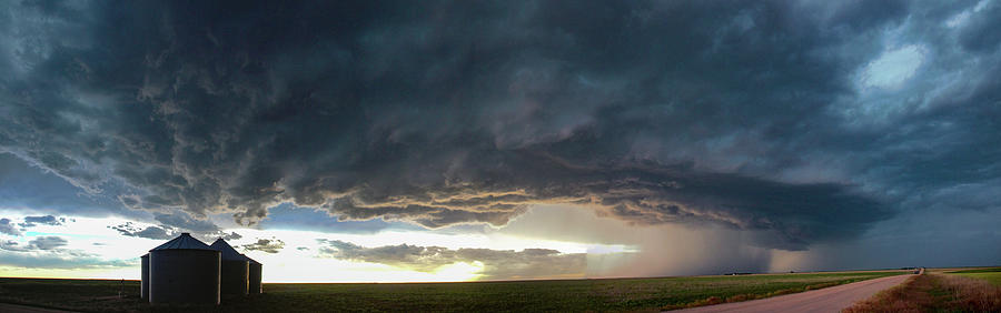 Colorado Kansas Storm Chase 023 Photograph by Dale Kaminski