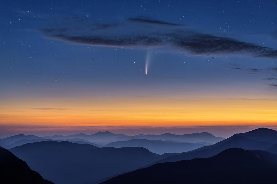 Mountain Photograph - Comet Neowise by Hua Zhu