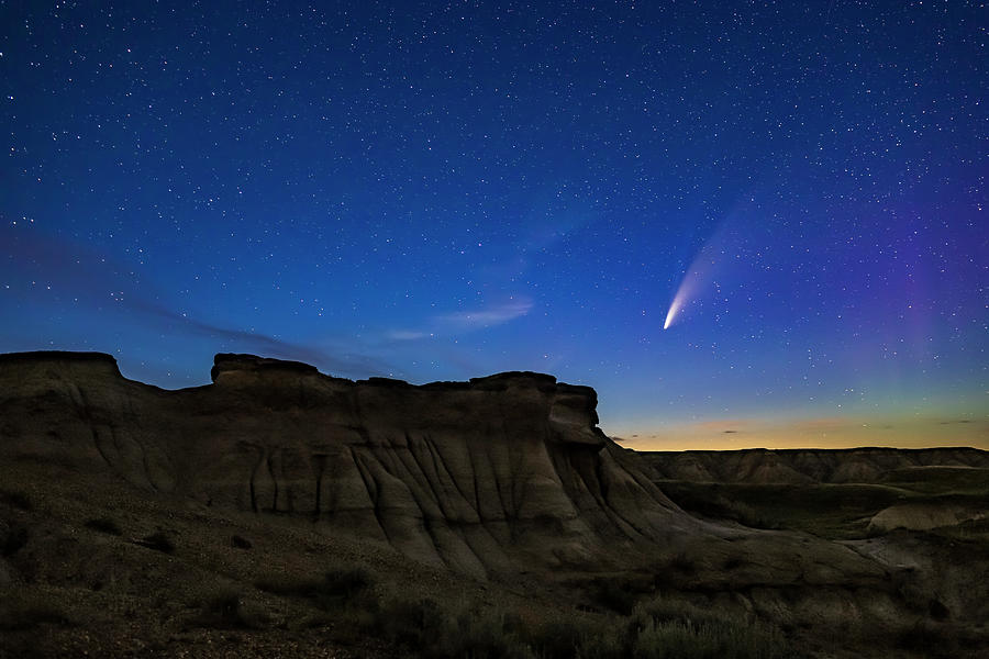 Comet Neowise Over Hoodoo Formations Photograph by Alan Dyer