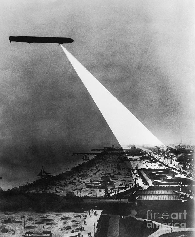 Composite Picture Of Zeppelin Photograph by Bettmann