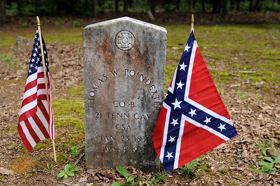 Confederate Grave Photograph by Daniel Ladd - Pixels