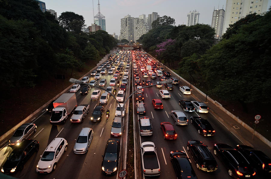 Congestionamento Em São Paulo by Levi Bianco