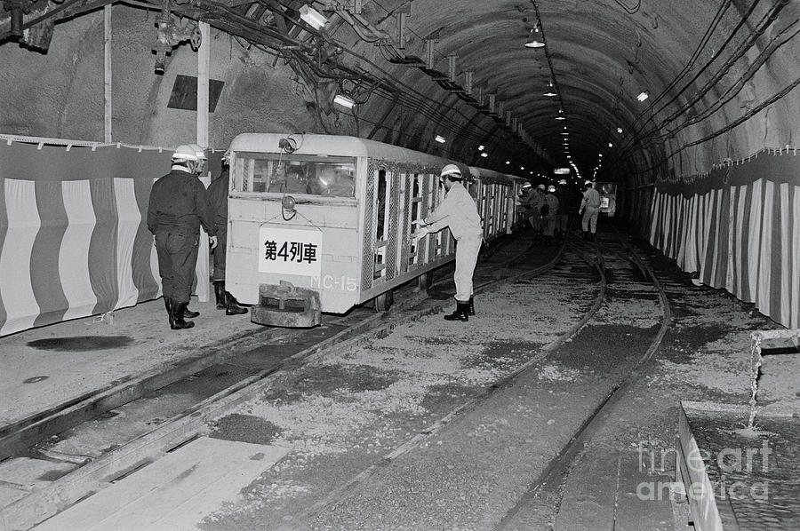 Construction Workers Entering Service Photograph by Bettmann