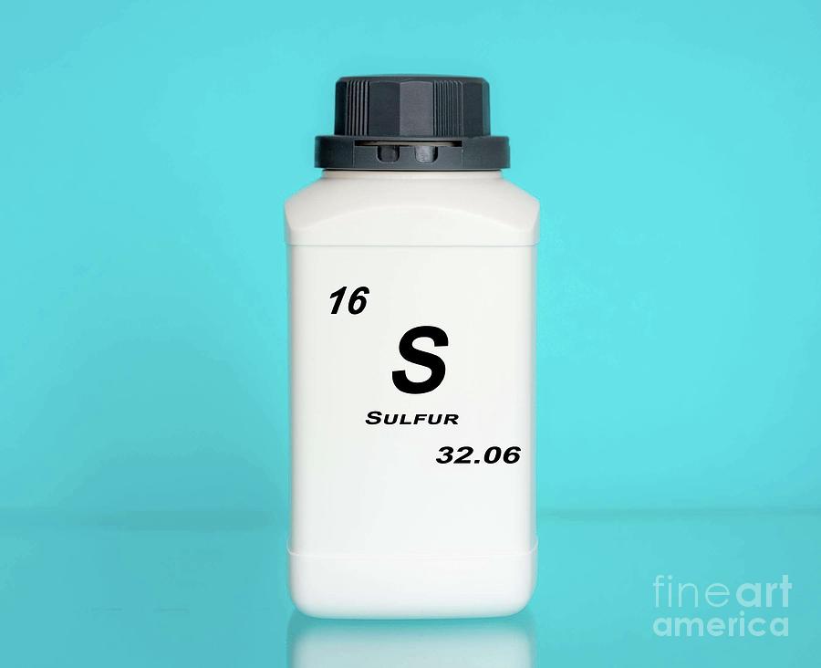 Container Of The Chemical Element Sulphur Photograph by Wladimir Bulgar/science Photo Library