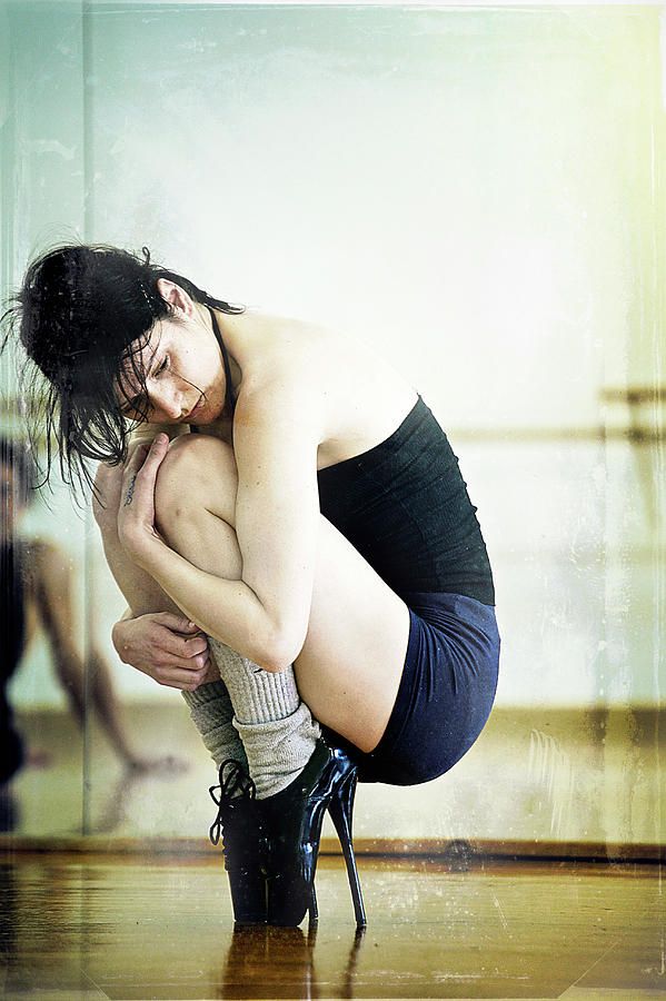 Contemporary Dancer Photograph by Alexpaillon
