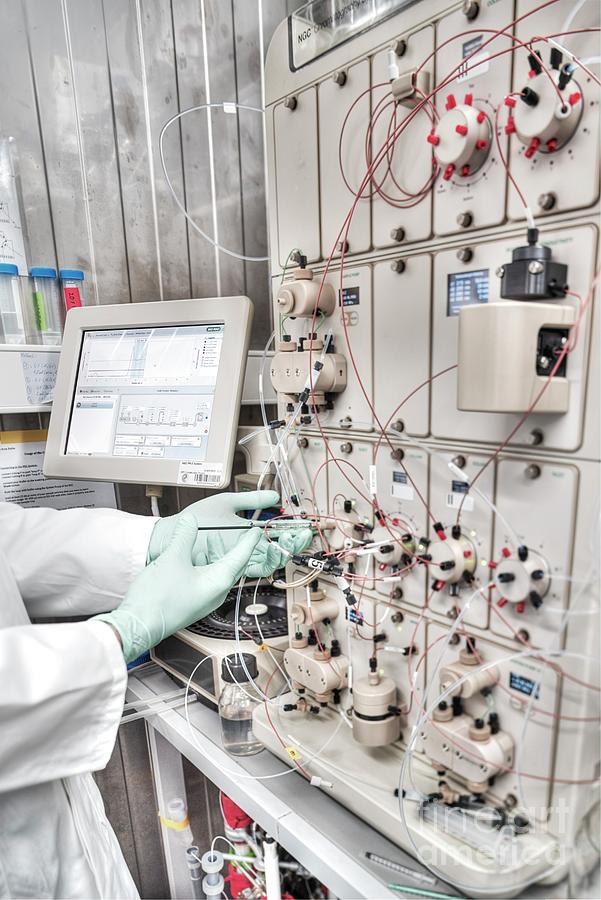 Cooled Chemistry Laboratory Photograph by Christian Lunig / Science ...