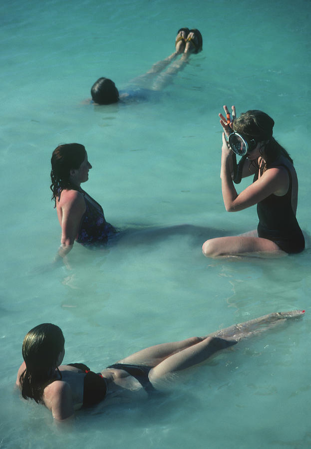 Lifestyles Photograph - Cooling Off In Curacao by Slim Aarons