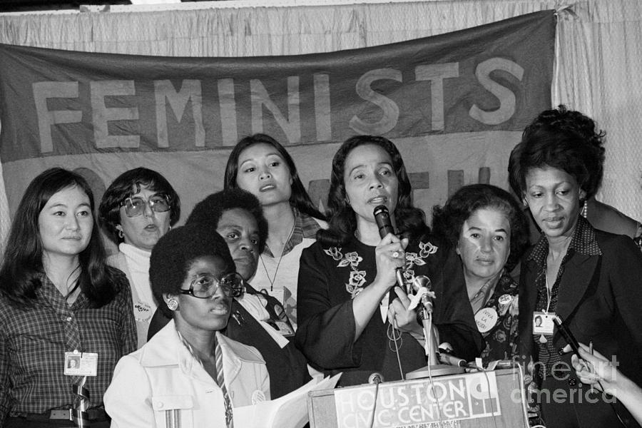 Coretta Scott King Speaking In Support Photograph by Bettmann