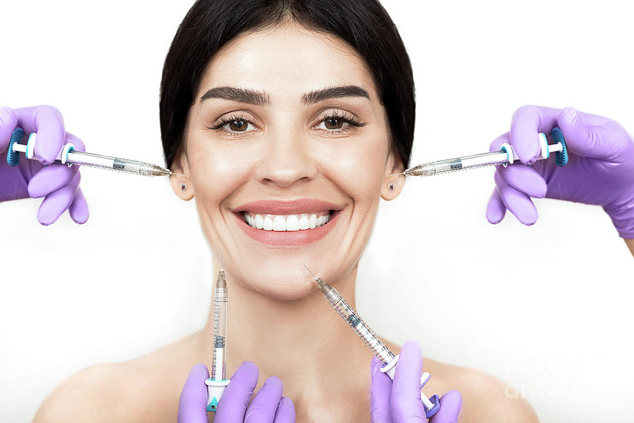 Cosmetic Injections Photograph by Peakstock / Science Photo Library