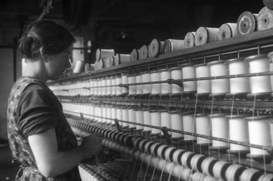 Cotton Worker Photograph by Kurt Hutton