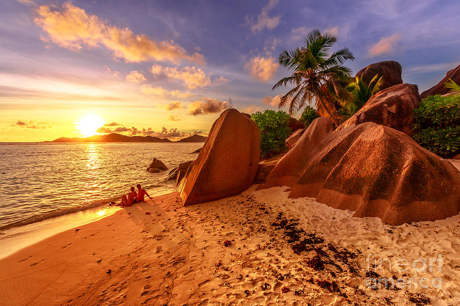 Couple at Seychelles La Digue Photograph by Benny Marty