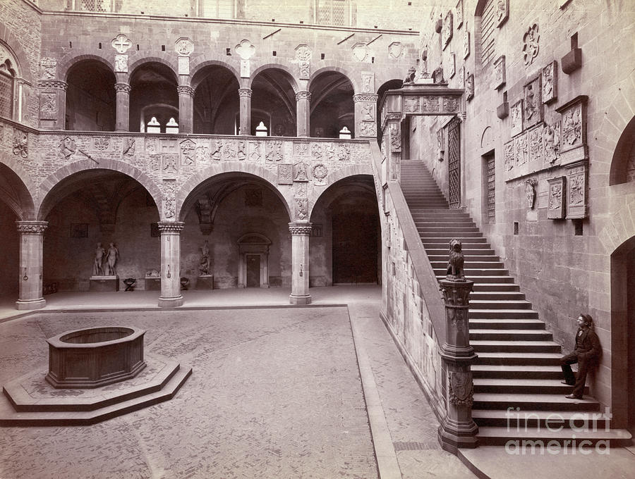 Courtyard Of The Palazzo Del Podesta Photograph by Bettmann
