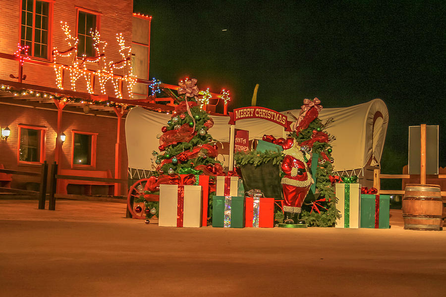 Covered Wagon Christmas Photograph by Darrell Foster Covered Wagon Christmas Photograph by Darrell Foster
