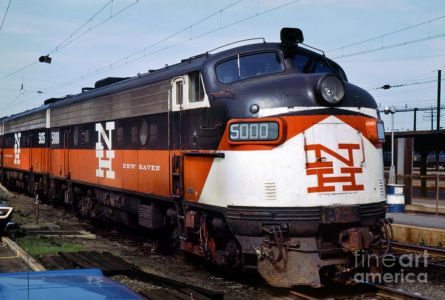 CR 5000 New Haven Diesel Locomotive, EMD FL9 Photograph by Wernher ...