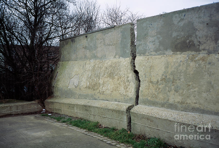 London Photograph - Cracked Wall Due To Subsidence by Cordelia Molloy/science Photo Library