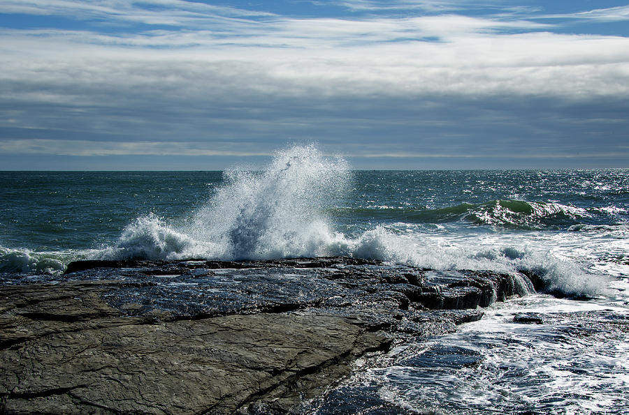 Crashing Waves Photograph by Eleanor Bortnick - Fine Art America