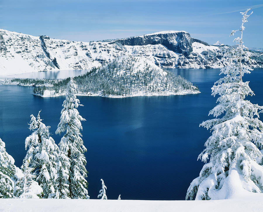 Crater Lake National Park    P Photograph by Ron thomas