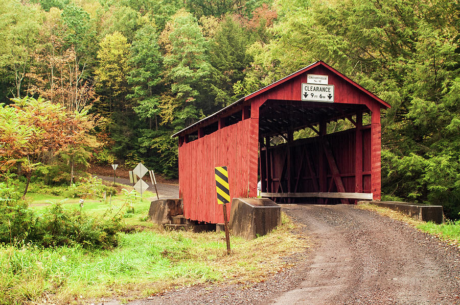 Creasyville Covered Bridge, Pennsylvania Photograph by Mark Summerfield
