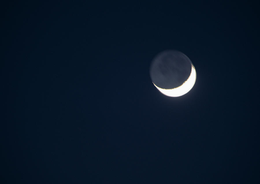 Crescent Moon Photograph by Imagenavi