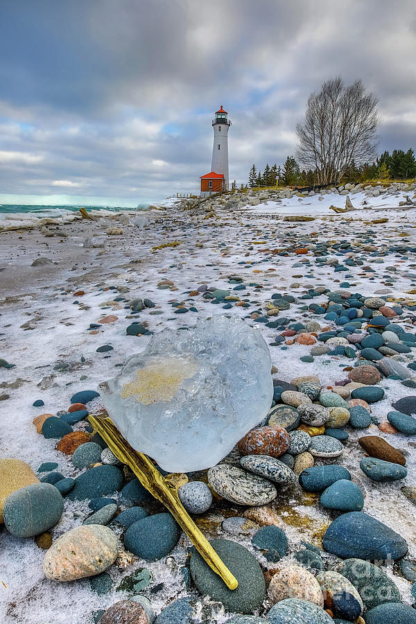 Crisp Point Lighthouse Michigan Upper Peninsula -0177 Photograph by Norris Seward